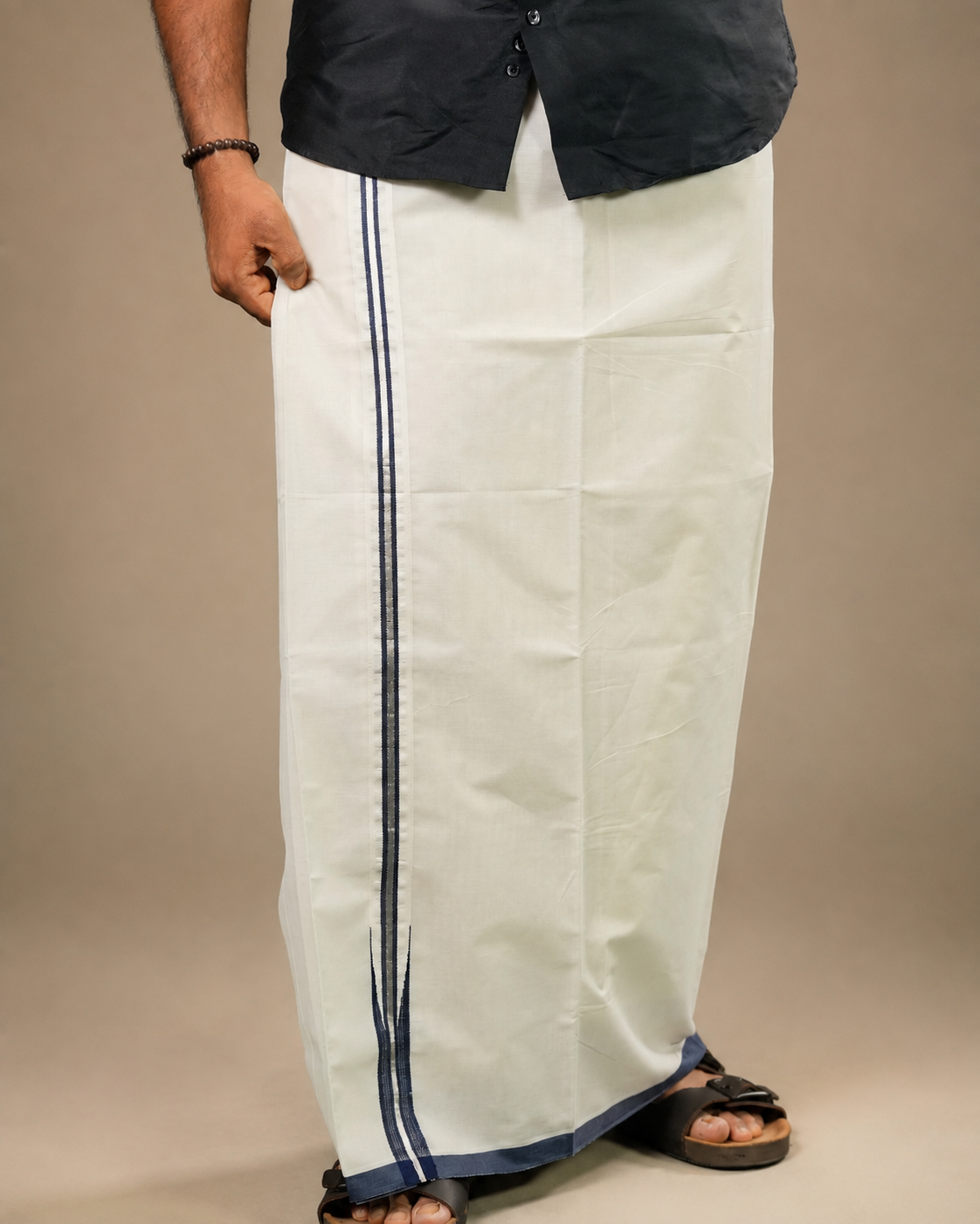 Enteloom Full High Chutty Mundu with Blue and Silver border
