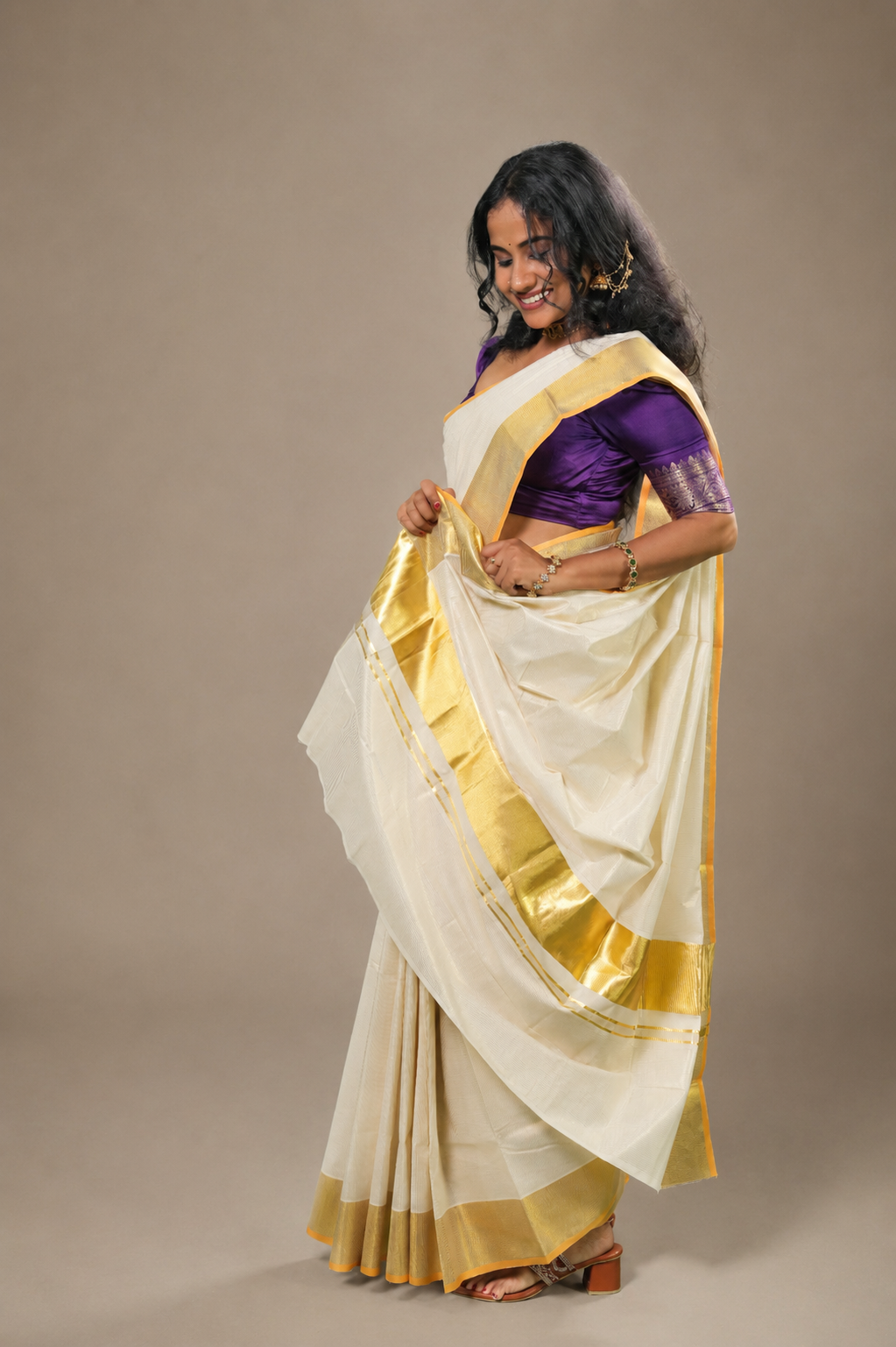 Enteloom Kerala Cotton Kasavu Saree with Orange Border Line