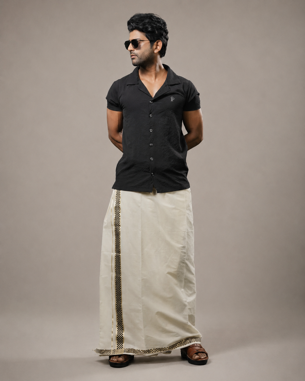 Enteloom Unakkupaavu Handloom Kasavu Double Mundu (100x100) with Jacquard Kasavu Design Gold And Black Border